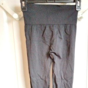 Women's juniors black leggings size small